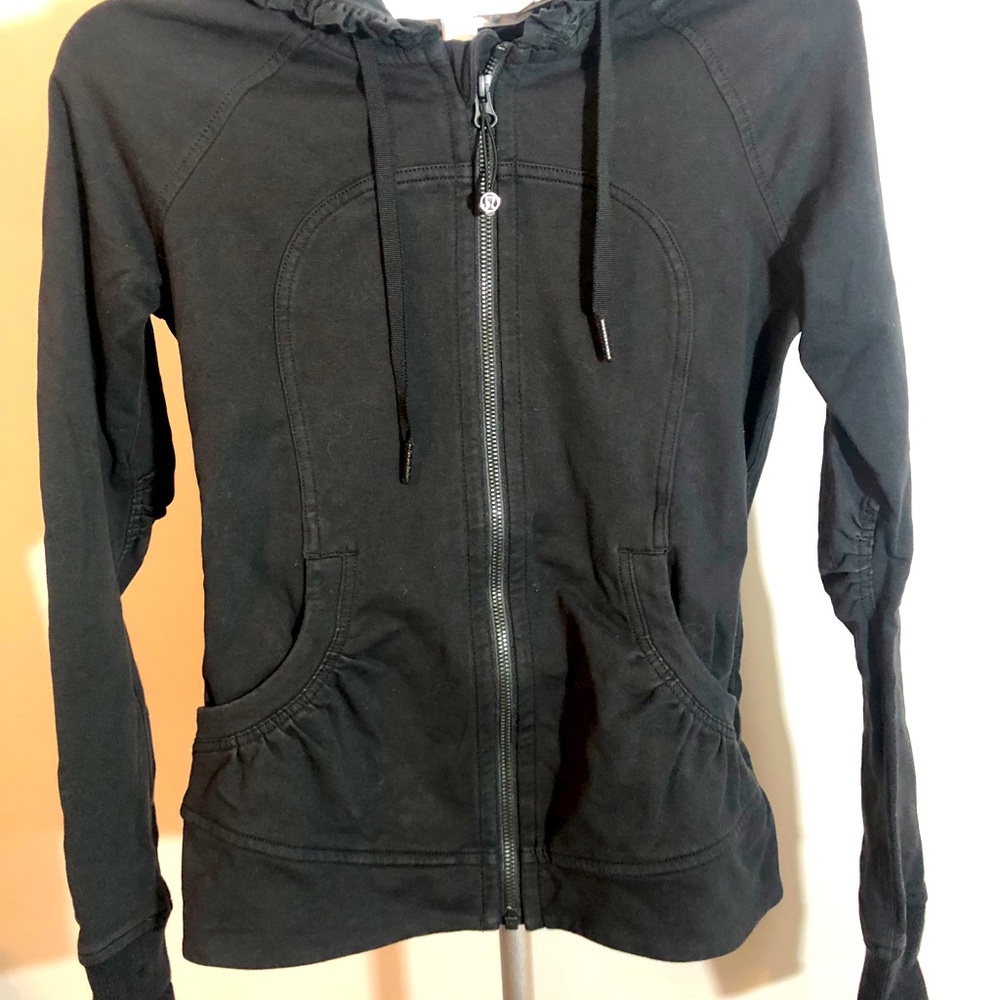“Vintage” Lululemon black hoodie with details